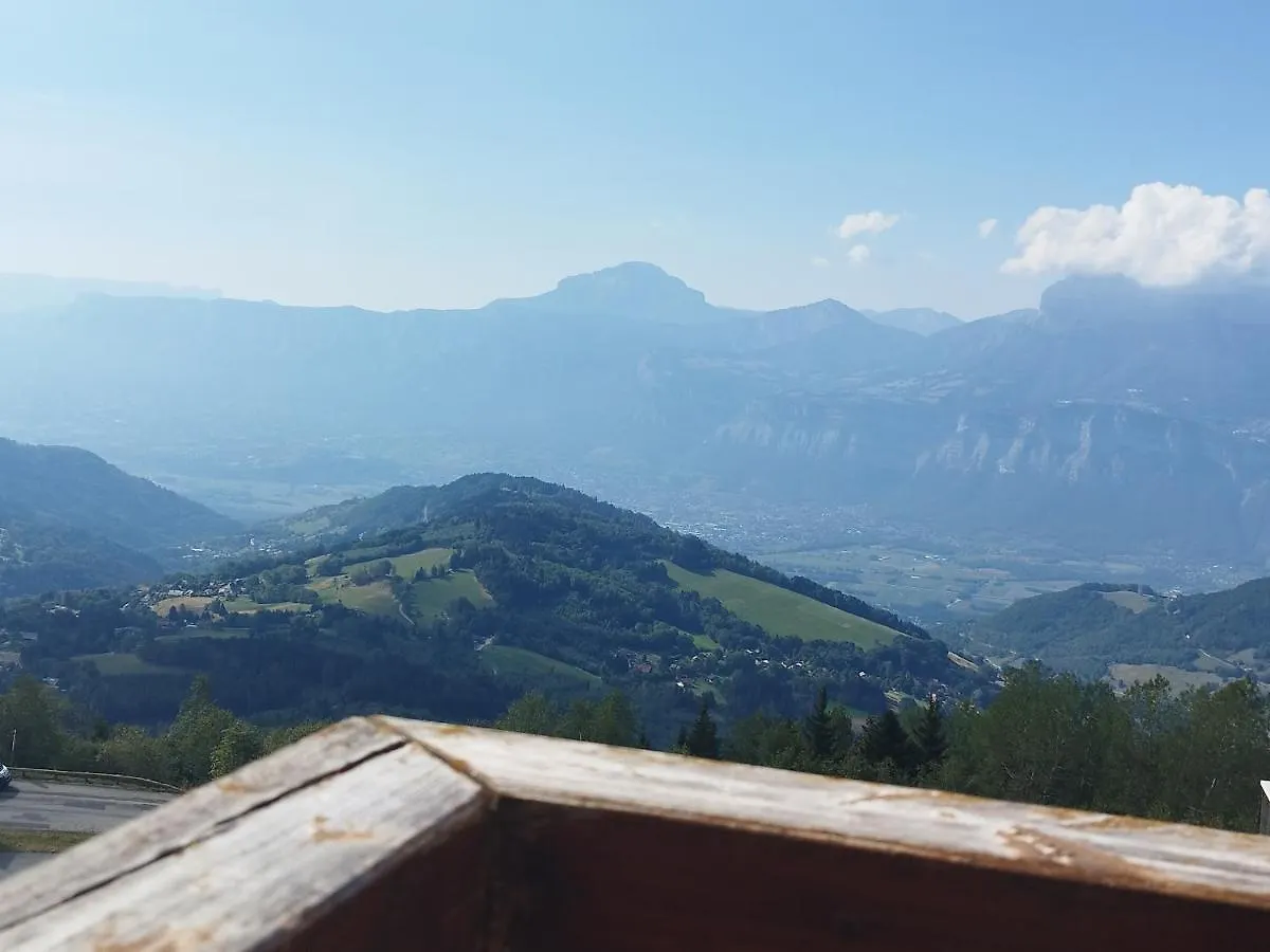 Studio Renove Au Pied Des Pistes Avec Balcon - Fr-1-771-49 Les Adrets